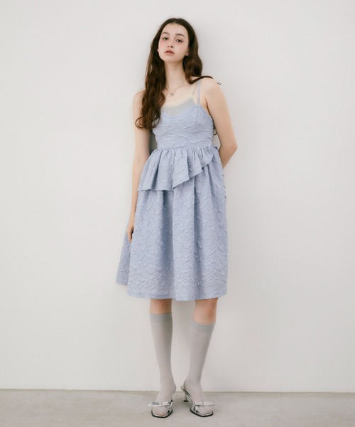 idem(イデム)の「frill fairy onepiece / ふくれジャガードキャミワンピース(ワンピース・レディース・ホワイト/ブルー・FREE)」の13枚目の写真