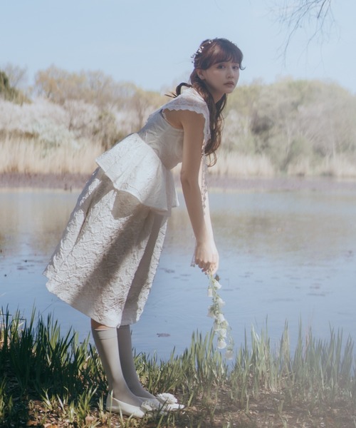 idem(イデム)の「frill fairy onepiece / ふくれジャガードキャミワンピース(ワンピース・レディース・ホワイト/ブルー・FREE)」の14枚目の写真