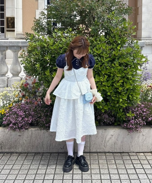 idem(イデム)の「frill fairy onepiece / ふくれジャガードキャミワンピース(ワンピース・レディース・ホワイト/ブルー・FREE)」の10枚目の写真