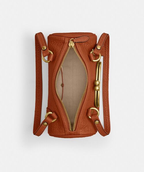 COACH(コーチ)の「キスロック バレル バッグ 28(ショルダーバッグ・レディース・ブラウン系その他・ONE)」の6枚目の写真