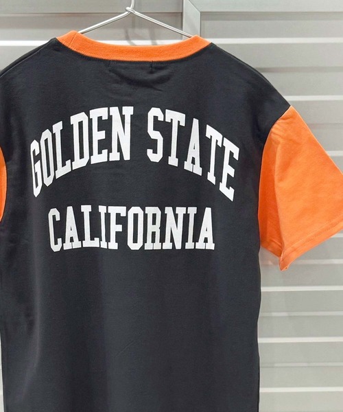 Universal Style Wear（ユニバーサルスタイルウェア）の「ラグランプリントロゴ半袖Tシャツ（Tシャツ/カットソー・キッズ・グレー系その他/ホワイト×グリーン/サックスブルー/杢グレー/オレンジ系その他/ネイビー系/ダークグリーン/ブラック系その他/ベージュ系その他/ダークグリーン系2/ダークグリーン系1/ホワイト×ネイビー/グレー系その他2/ネイビー/チャコール・120cm/130cm/140cm/150cm/160cm）」の6枚目の写真