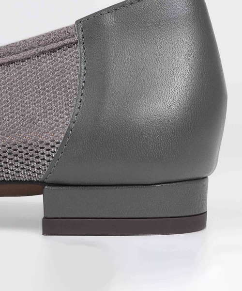 BARCLAY(バークレー)の「BARCLAY(バークレー)ポインテッドトゥメッシュバレエシューズ(パンプス・レディース・アイボリー・23cm/23.5cm/24cm/24.5cm/22cm/22.5cm)」の16枚目の写真