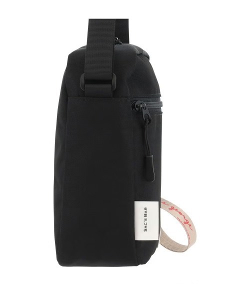 SAC'S BARJean（サックスバージーン）の「【Curious George/おさるのジョージ】縦型ショルダーバッグ（ショルダーバッグ・レディース・ブラック・FREE）」の7枚目の写真