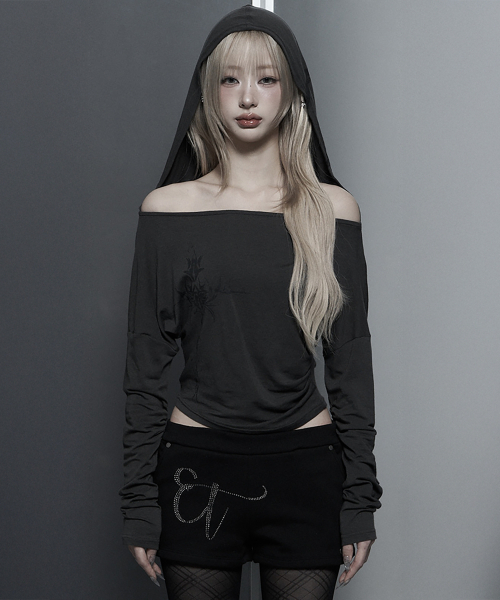 ETRE AU SOMMET(エトレオソメ)の「Lettering Hooded Slim-Fit Long Sleeve Top (Dark Gray)(Tシャツ/カットソー・レディース・ダークグレー・FREE)」の4枚目の写真