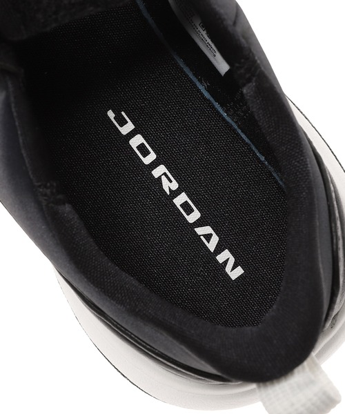 JORDAN BRAND（ジョーダンブランド）の「WMNS JORDAN POINTE IB8597-001（スニーカー・メンズ・ブラック・24.5cm/23cm/23.5cm/25cm/24cm）」の7枚目の写真