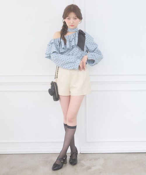 MAJESTIC LEGON(マジェスティックレゴン)の「ワンショルフリルリボンブラウス(シャツ/ブラウス・レディース・ホワイト系その他2/ブラック系その他/グレー系その他・MEDIUM)」の13枚目の写真