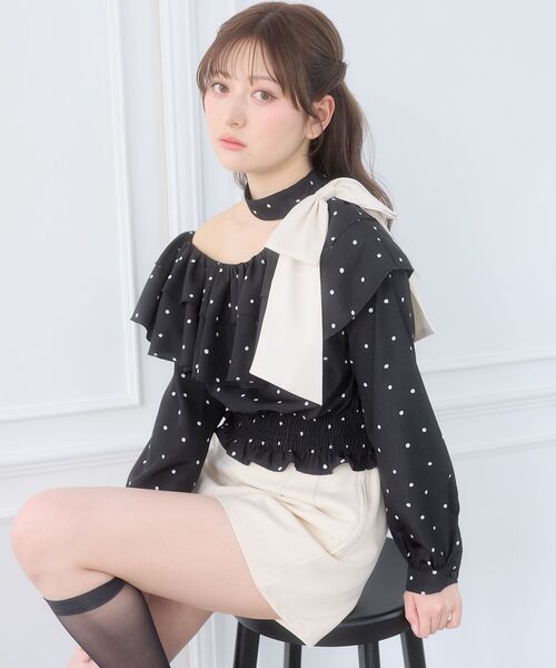 MAJESTIC LEGON(マジェスティックレゴン)の「ワンショルフリルリボンブラウス(シャツ/ブラウス・レディース・ホワイト系その他2/ブラック系その他/グレー系その他・MEDIUM)」の21枚目の写真