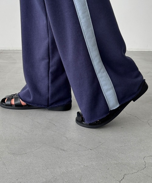 CANAL JEAN（キャナルジーン）の「El mar　ローライズラインパンツ（スウェットパンツ・レディース・チャコールグレー/ネイビー・ONE SIZE）」の15枚目の写真