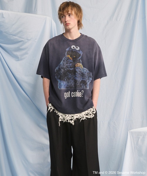 MAISON SPECIAL（メゾンスペシャル）の「《UNISEX》【MOVIE SERIES】「SESAME STREET」- Got Cookie - Prime-Over Crew Neck Short Sleeve T-Shirt/「セサミストリート」-ゴットクッキー-プライムオーバークルーネックショートスリーブTシャツ【MAISON SPECIAL/メゾンスペシャル】（Tシャツ/カットソー・メンズ・ネイビー/ブラック・0/1/2）」の17枚目の写真