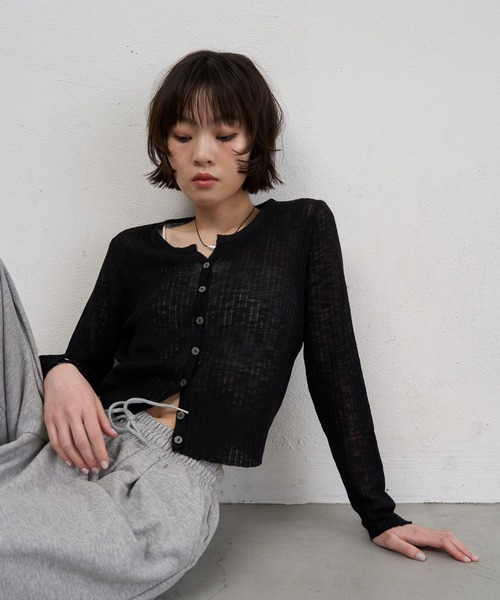 NUJOH(ヌゾ)の「Sheer Rib Crop Cardigan / シアーリブクロップカーディガン(カーディガン/ボレロ・レディース・ライトブルー/アイボリー/グレー/ブラック・FREE)」の8枚目の写真