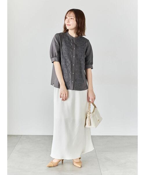 Te chichi(テチチ)の「ピンタック&レース5分袖ブラウス(シャツ/ブラウス・レディース・サックスブルー/オフホワイト/チャコールグレー・F)」の8枚目の写真