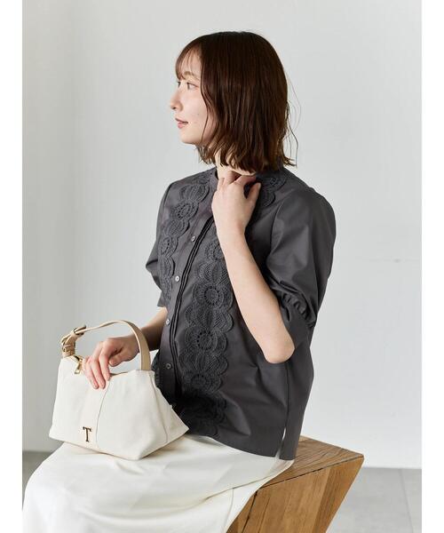 Te chichi(テチチ)の「ピンタック&レース5分袖ブラウス(シャツ/ブラウス・レディース・サックスブルー/オフホワイト/チャコールグレー・F)」の9枚目の写真