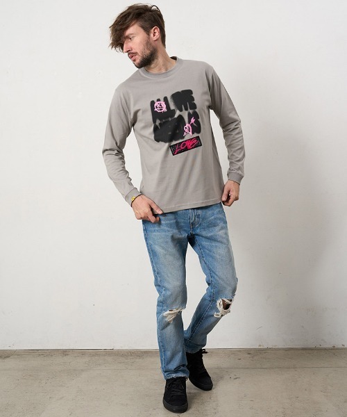 STUD MUFFIN(スタッドマフィン)の「mlt5684- 5.6ozコットン天竺 ALLWENEEDISシークインLS Tシャツ(624-02898)(Tシャツ/カットソー・メンズ・ブラック/チャコールグレー/ホワイト・2/3/4)」の16枚目の写真