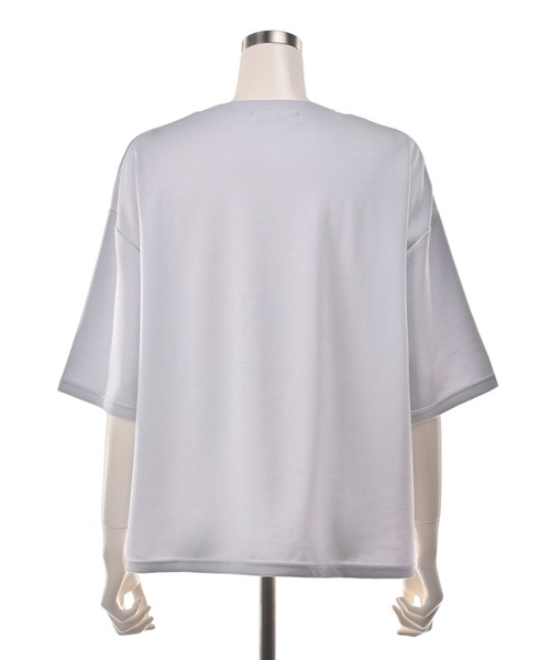PATRIOT TAXI SELECT(パトリオットタクシーセレクト)の「【KILA MODA】きらめきロゴデザインプルオーバー(Tシャツ/カットソー・レディース・オフホワイト/グレー/ブラック・MEDIUM/LARGE/LL/3L)」の6枚目の写真