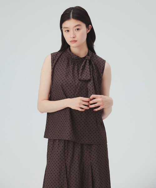 BEAMS HEART(ビームスハート)の「フロッキー ドット サテン ボウタイ ブラウス(シャツ/ブラウス・レディース・ブラック/ブラウン・FREE)」の17枚目の写真