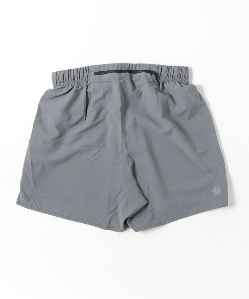 GOLDWIN（ゴールドウィン）の「ゴールドウィン【Goldwin】-ショーツ【Goldwin STRETCH RUN SHORTS CL GA74169 -GRAY】（その他パンツ・メンズ・グレー・2）」の2枚目の写真
