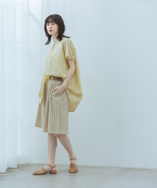 LAKOLE（ラコレ）の「＜多機能ウェア＞バックシャーリングノースリーブブラウス / 659862（シャツ/ブラウス・レディース・オフホワイト/ブルー/ブラック/ベージュ・FREE）」の7枚目の写真