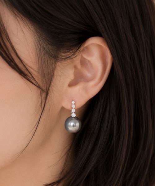 United store(ユナイテッドストア)の「パヴェフープ×ビッグパールピアス(ピアス(両耳用)・レディース・ホワイト/グレー・FREE)」の2枚目の写真