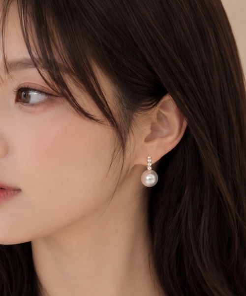 United store(ユナイテッドストア)の「パヴェフープ×ビッグパールピアス(ピアス(両耳用)・レディース・ホワイト/グレー・FREE)」の3枚目の写真