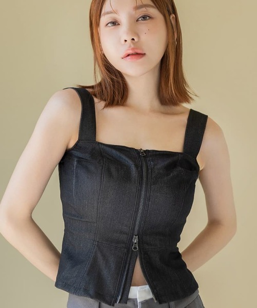 tu-hacci(ツーハッチ)の「ジップデニムカップ付きビスチェ《BRAmone Fashion Glamorous》(タンクトップ・レディース・インディゴブルー/ブラック・70M/75M/65L/70L/65M/75L)」の2枚目の写真