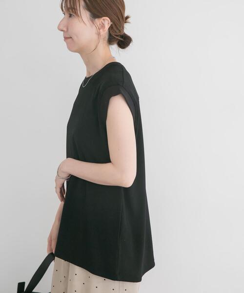 ITEMS URBANRESEARCH(アイテムズ アーバンリサーチ)の「カットジョーゼットフレンチTシャツ(Tシャツ/カットソー・レディース・ホワイト/ブラック/ブラウン・FREE)」の2枚目の写真