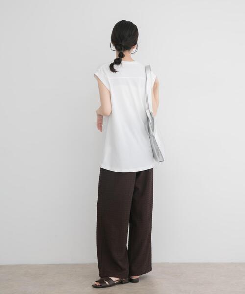 ITEMS URBANRESEARCH(アイテムズ アーバンリサーチ)の「カットジョーゼットフレンチTシャツ(Tシャツ/カットソー・レディース・ホワイト/ブラック/ブラウン・FREE)」の18枚目の写真