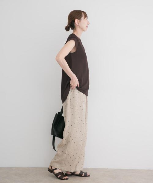 ITEMS URBANRESEARCH(アイテムズ アーバンリサーチ)の「カットジョーゼットフレンチTシャツ(Tシャツ/カットソー・レディース・ホワイト/ブラック/ブラウン・FREE)」の4枚目の写真