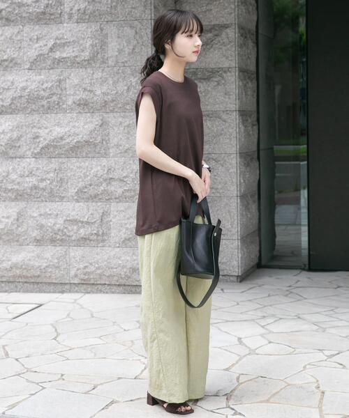 ITEMS URBANRESEARCH(アイテムズ アーバンリサーチ)の「カットジョーゼットフレンチTシャツ(Tシャツ/カットソー・レディース・ホワイト/ブラック/ブラウン・FREE)」の7枚目の写真