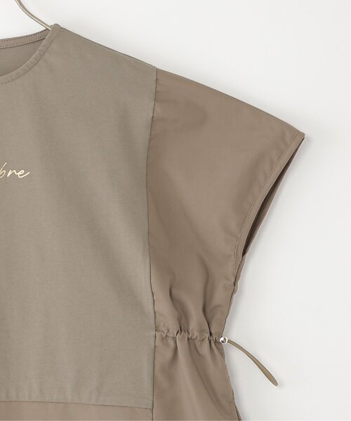 ikka(イッカ)の「【親子コーデ】冷感ドロスト切替プルオーバー(130~160cm)(Tシャツ/カットソー・キッズ・グレイッシュベージュ/ブラウン系その他・160/130/140/150)」の5枚目の写真
