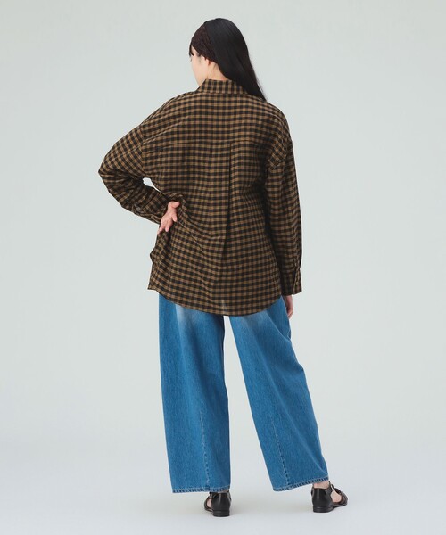 BEAMS HEART(ビームスハート)の「チェック オーバーサイズ シャツ(シャツ/ブラウス・レディース・イエロー/ベージュ/ブラック・FREE)」の15枚目の写真