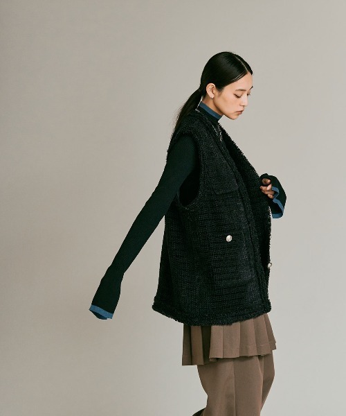 W:Huku（フーク）の「ウールミックス ツイード オーバー ベスト / Wool-Blend Tweed Overvest（ベスト・レディース・ブラック/ライトグレー/ブラウン・FREE）」の16枚目の写真
