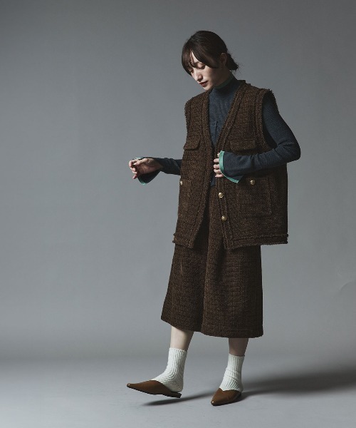 W:Huku（フーク）の「ウールミックス ツイード オーバー ベスト / Wool-Blend Tweed Overvest（ベスト・レディース・ブラック/ライトグレー/ブラウン・FREE）」の17枚目の写真