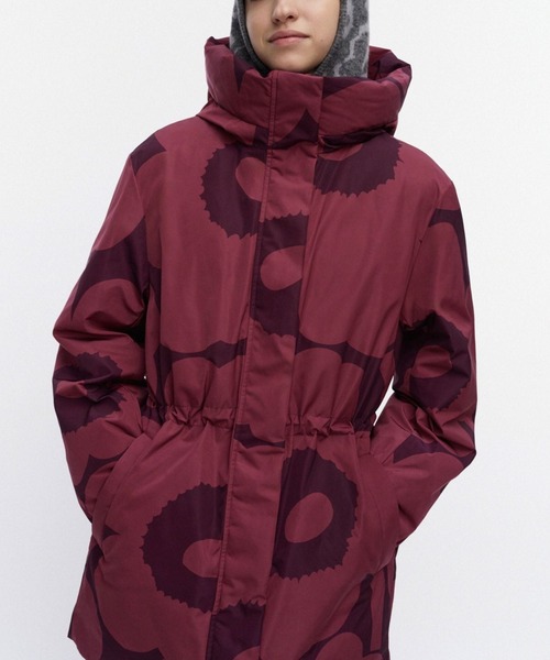 marimekko(マリメッコ)の「【バナー掲載特典付】Kaannos Unikko / down coat(ダウンジャケット/コート・レディース・パープル・LARGE/MEDIUM/SMALL/X-SMALL)」の6枚目の写真