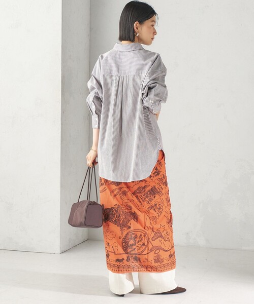 SHIPS（シップス）の「【一部SHIPS別注】BINDU: スカーフ 100×100（バンダナ/スカーフ・レディース・オレンジ系/ピンク系/ネイビー/オレンジ・ONE SIZE）」の16枚目の写真