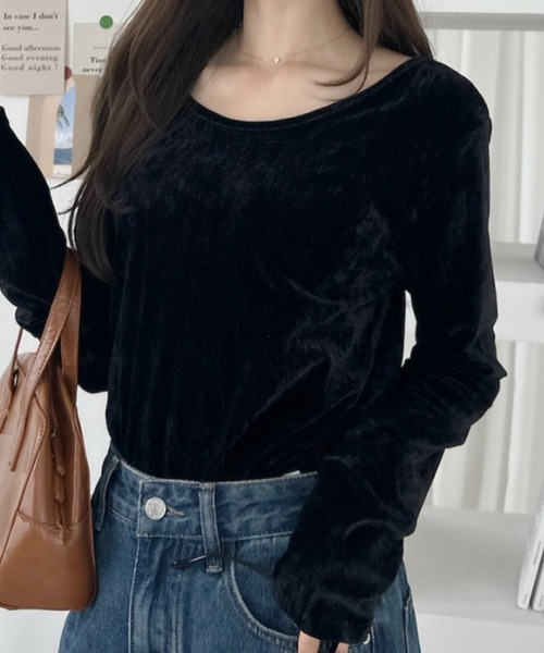 Ada.(エイダ)の「バックオープン ベロア コンパクト カットソー(Tシャツ/カットソー・レディース・ネイビー/ブラック/ブラウン・FREE)」の1枚目の写真