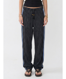 Line Pleats Wide Pants Black