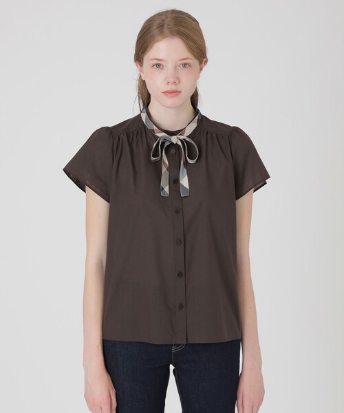 BLUE LABEL CRESTBRIDGE（ブルーレーベルクレストブリッジ）の「【一部店舗限定】クールドライリボンブラウス（シャツ/ブラウス・レディース・ブラウン/ベージュ系その他・38/36）」の10枚目の写真