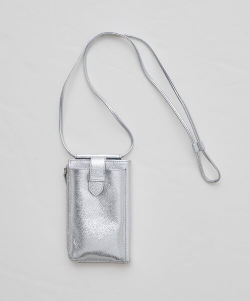 Whim Gazette(ウィムガゼット)の「【Hoaw.】スマホウォレットショルダー縦型(ショルダーバッグ・レディース・ブラック/ライトグレー/シルバー・FREE)」の6枚目の写真