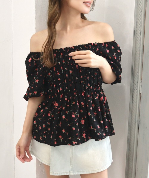 CECIL McBEE(セシルマクビー)の「花柄シャーリングブラウス(シャツ/ブラウス・レディース・ブラック/ライトグリーン/イエロー・MEDIUM)」の1枚目の写真
