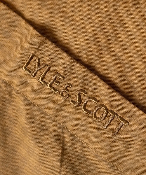 LYLE&SCOTT（ライルアンドスコット）の「【71】【LYLE & SCOTT/ライル&スコット】カーボンピーチ ボタンダウン シャツ/ロゴ刺繍/無地/チェック/ストライプ/ソフトタッチ/起毛/ユニセックス/レディース/メンズ（シャツ/ブラウス・メンズ・チャコールグレー/ワイン/カーキ系/マスタード/カーキ/ブラック・XL/L/M）」の11枚目の写真