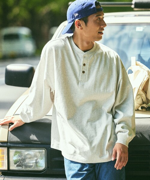 FREAK'S STORE(フリークスストア)の「限定展開 9オンス Heavyweight ビッグシルエット ヘンリーネック ロングスリーブTシャツ/ヘビーウェイト/ロンTEE(Tシャツ/カットソー・メンズ・ブラック/アッシュグレー/ホワイト/スミクロ・LARGE/SMALL/MEDIUM)」の22枚目の写真