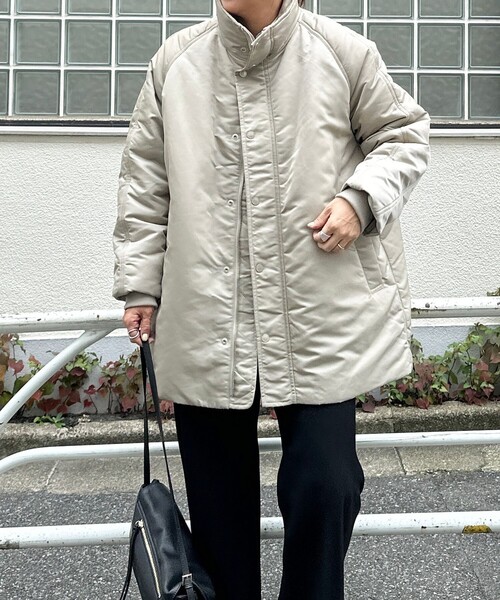 NOLLEY’S Sophi(ノーリーズソフィ)の「【upper hights/アッパーハイツ】THE U-BENCH CORE(ナイロンジャケット・レディース・ダークブラウン/グレイッシュベージュ・38)」の5枚目の写真