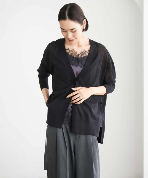 MICHEL KLEIN（ミッシェル・クラン）の「[２WAY]シアーVネックカーディガン（カーディガン/ボレロ・レディース・ライラック/ブラック/ボルドー・38）」の6枚目の写真