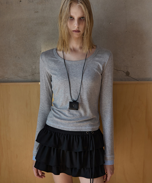 RENSE(レンセ)の「U-Neck Layered Long Sleeve Melange Gray(Tシャツ/カットソー・レディース・その他・OS)」の2枚目の写真