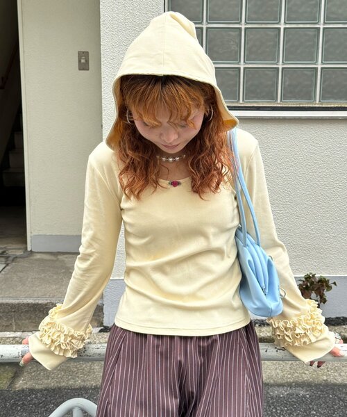 CIAOPANIC(チャオパニック)の「フリルスリーブテレコフードトップス(Tシャツ/カットソー・レディース・ピンク/アイボリー/ブラウン/グレー・ONE SIZE)」の5枚目の写真