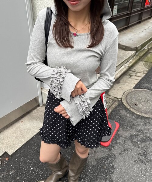 CIAOPANIC(チャオパニック)の「フリルスリーブテレコフードトップス(Tシャツ/カットソー・レディース・ピンク/アイボリー/ブラウン/グレー・ONE SIZE)」の12枚目の写真