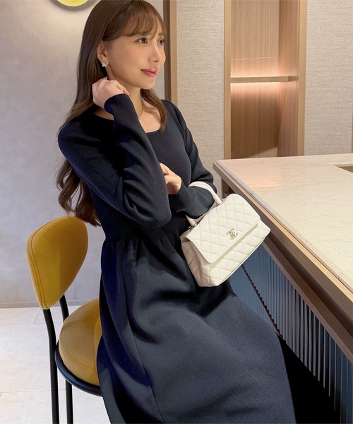 KOBE LETTUCE（コウベレタス）の「[ 岡部あゆみさんコラボ ] 前後2way長袖ニットワンピース（ワンピース・レディース・ブラック×ホワイト/ネイビー/アイボリー系/ブラック・M）」の13枚目の写真