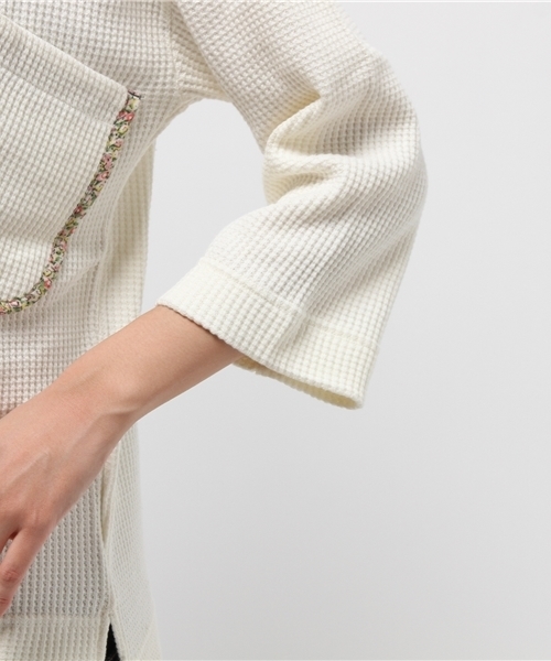 POU DOU DOU（プードゥドゥ）の「花柄パイピングポケットプルオーバー（Tシャツ/カットソー・レディース・ピンク/アイボリー/ネイビー・3）」の8枚目の写真