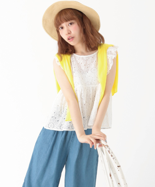 earth music&ecology(アースミュージックアンドエコロジー)の「袖フリルレースプルオーバー(シャツ/ブラウス・レディース・ブラック/ピンクベージュ/ミント/オフホワイト・FREE)」の1枚目の写真