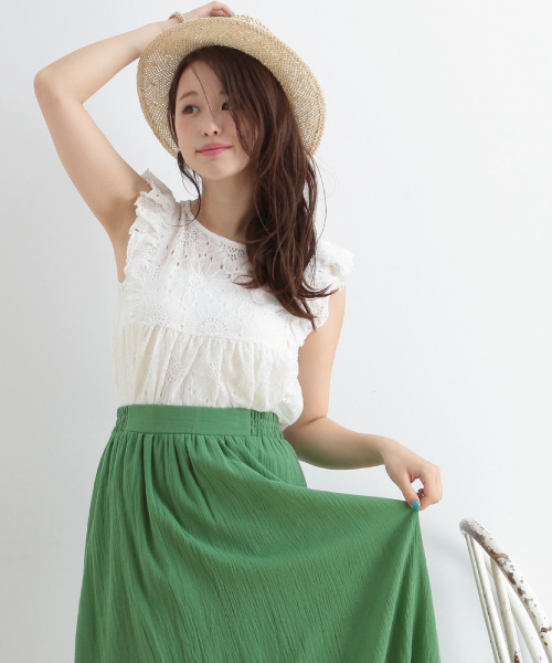 earth music&ecology(アースミュージックアンドエコロジー)の「袖フリルレースプルオーバー(シャツ/ブラウス・レディース・ブラック/ピンクベージュ/ミント/オフホワイト・FREE)」の16枚目の写真